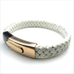 Skicklig Design, Fina Färger, Stabilt Titanarmband Av Hög Kvalitet