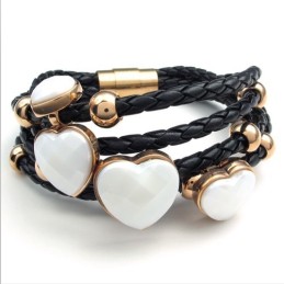 Vacker Design, Delikata Färger, Pålitligt Titanarmband Av Hög Kvalitet