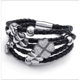Skicklig Design, Delikata Färger, Pålitligt Titanarmband Av Hög Kvalitet