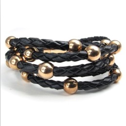 Skicklig Design, Fina Färger, Stabilt Titanarmband Av Hög Kvalitet