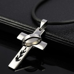 Pojkars Flamma Titan Kors Halsband Hänge