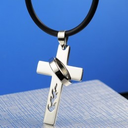 Pojkars Flamma Titan Kors Halsband Hänge