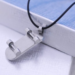 Modegåva Snowboard Bibel Titan Halsband Hänge