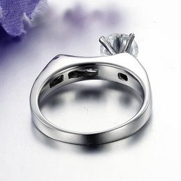 Stabil Kvalitet Kvinnlig Titanring Med Strass
