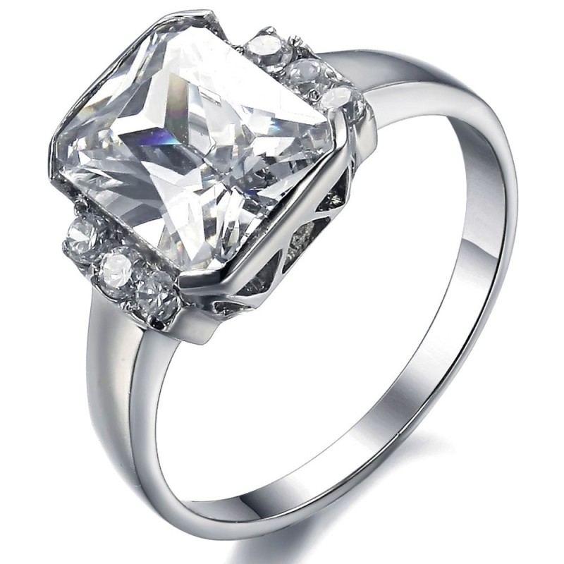 Välkänd För Sin Fina Titanring Med Strass För Kvinnor Välkänd För Sin Fina Titanring Med Strass För Kvinnor