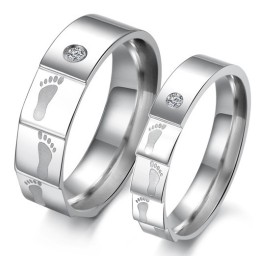 Högkvalitativ Titanring I Lager För Älskare Med Strass