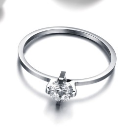 Pålitlig Prestanda Titanring För Älskare Med Strass