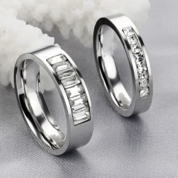 Brett Utbud Av Titanringar För Älskare Med Strass