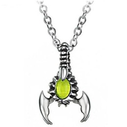 Världsomfattande Känt Titanhalsband För Män