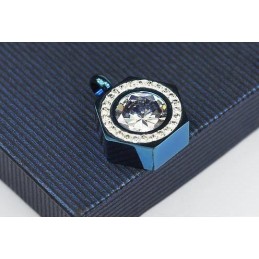 Hexagramblått Halsband Med Hänge I Ren Titan Och Diamanter