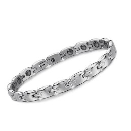 Välkänt För Sitt Fina Kvalitetshälsoarmband I Titanium För Älskare