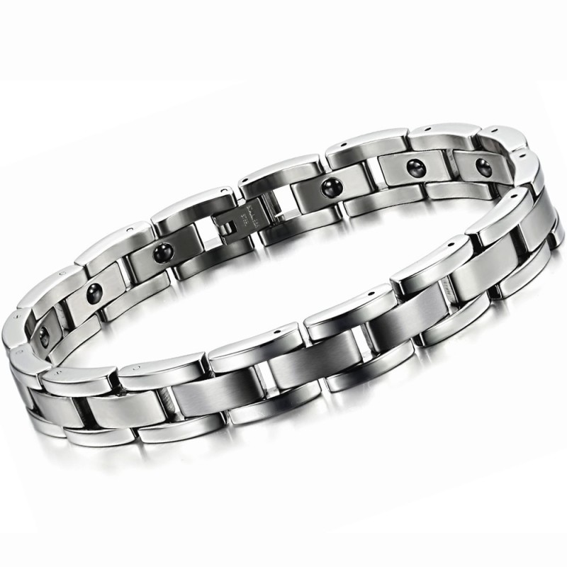 Brett Utbud Av Titanarmband För Mäns Hälsa Brett Utbud Av Titanarmband För Mäns Hälsa