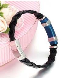 Brett Utbud Av Titanläderarmband För Män