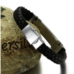 Kvalitets- Och Kvantitetsgaranterat Armband I Titanläder