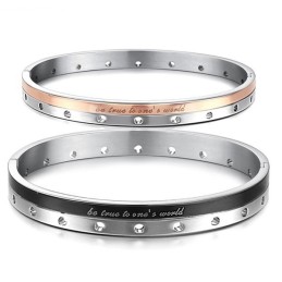 Kompletta Specifikationer För Titanarmband För Älskare