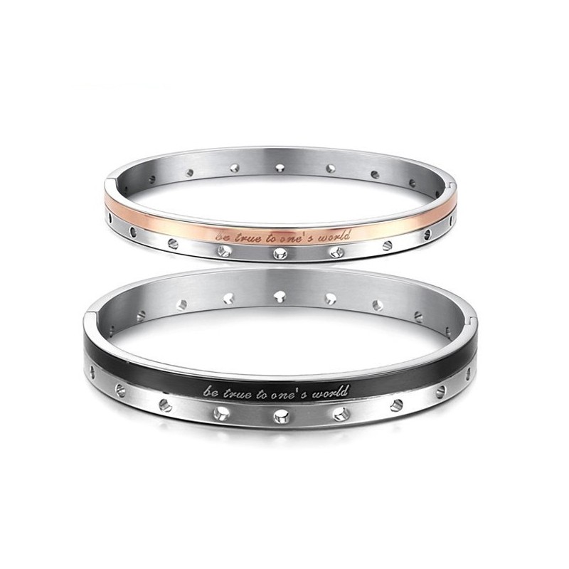Kompletta Specifikationer För Titanarmband För Älskare Kompletta Specifikationer För Titanarmband För Älskare