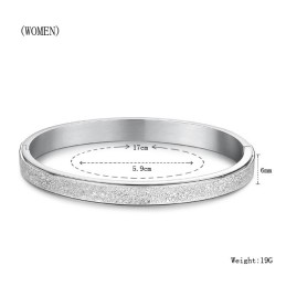 Stabil Kvalitetsskrubbar I Titanarmband För Älskare