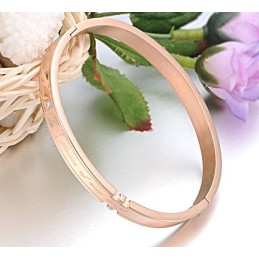 Kompletta Specifikationer För Titanarmband För Älskare