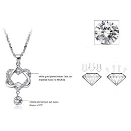 Halsband Med Platinaplätering I Titan Och Knut Av Stabil Kvalitet