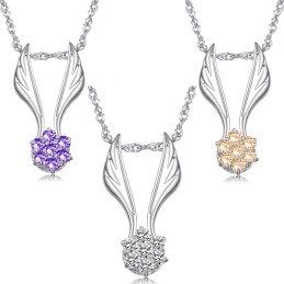 Lättanvänt Halsband I Titan Med Platinaplätering Och Vingform För Kvinnor Och Strass