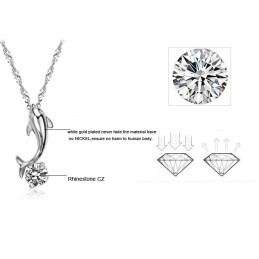 Världsberömt Kvinnligt Delfinformat Platinapläterat Titanhalsband Med Diamanter