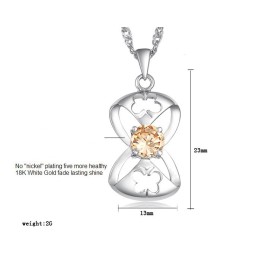 Brett Utbud Av Fjärilsformat Platinapläterat Titanhalsband För Kvinnor