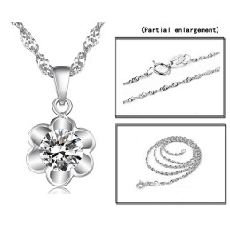 Drottningen Av Kvalitet Kvinnligt Halsband I Ren Platinaplätering I Titan Med Diamanter