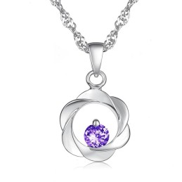 Kvalitets- Och Kvantitetsgaranterat Elegant Halsband I Platinapläterad Titan Med Diamanter För Kvinnor