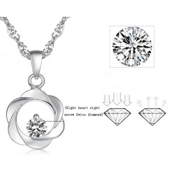 Kvalitets- Och Kvantitetsgaranterat Elegant Halsband I Platinapläterad Titan Med Diamanter För Kvinnor