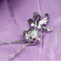 Lättanvänt Halsband I Titan Med Fiskform Och Platinaplätering För Kvinnor