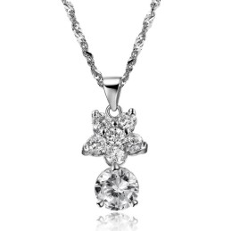 Drottningen Av Kvalitet, Kvinnlig Stjärna, Platinapläterat Titanhalsband Med Strass