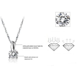 Lättanvänt Halsband I Platinapläterat Titan Med Diamanter För Kvinnor