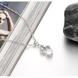 Lättanvänt Halsband För Kvinnor Med Allergivänligt Platinapläterat Titan Och Strass