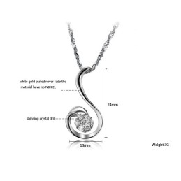 Högkvalitativt Halsband I Titan Med Phoenix-Formad Platinaplätering För Kvinnor