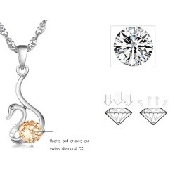 Pålitligt Rykte För Kvinnor, Svanformad Platinapläterad Titanhalsband Med Diamanter