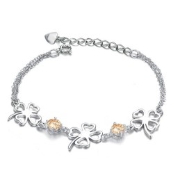 Drottningen Av Kvalitet, Kvinnligt Klöverformat Platinapläterat Titanarmband Med Diamanter