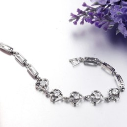 Kvalitets- Och Kvantitetsgaranterat Platinapläterat Titanarmband Med Diamanter För Kvinnor