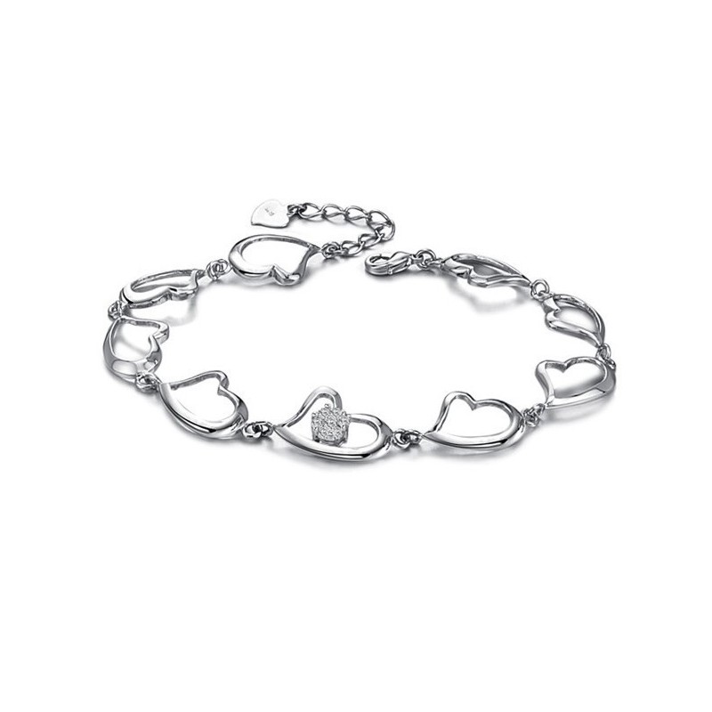 Kvalitets- Och Kvantitetsgaranterat Armband I Platinapläterad Titan Med Diamanter För Kvinnor Kvalitets- Och Kvantitetsgaranterat Armband I Platinapläterad Titan Med Diamanter För Kvinnor