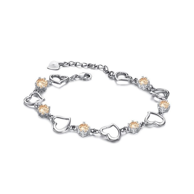 Drottningen Av Kvalitet, Kvinnlig Älskling, Platinapläterad Titanarmband Med Diamanter Drottningen Av Kvalitet, Kvinnlig Älskling, Platinapläterad Titanarmband Med Diamanter