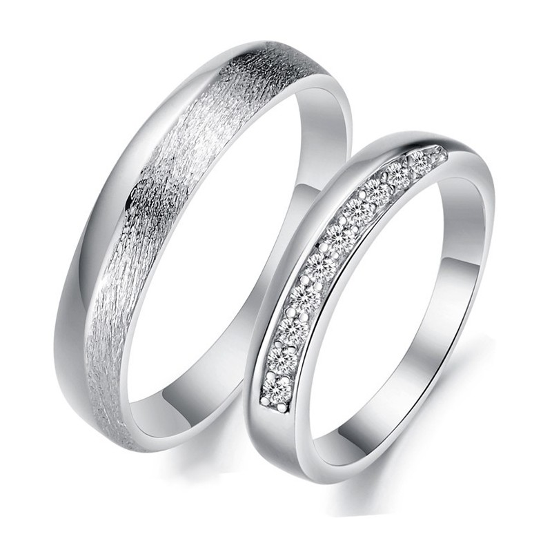 Världsomspännande Platinapläterad Titanring För Kvinnor Med Strass Världsomspännande Platinapläterad Titanring För Kvinnor Med Strass
