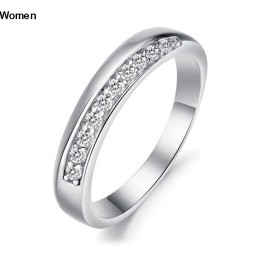Världsomspännande Platinapläterad Titanring För Kvinnor Med Strass