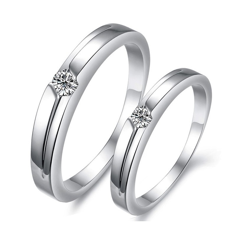 Stabil Kvalitet Platinapläterad Titanring För Älskare Med Strass Stabil Kvalitet Platinapläterad Titanring För Älskare Med Strass