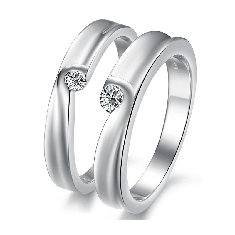 Stabil Kvalitet Platinapläterad Titanring För Älskare Med Strass Stabil Kvalitet Platinapläterad Titanring För Älskare Med Strass