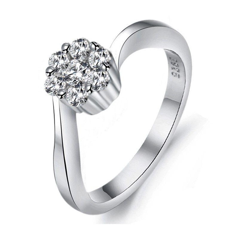 Kvalitets- Och Kvantitetsgaranterad Platinapläterad Titanring Med Strass För Kvinnor Kvalitets- Och Kvantitetsgaranterad Platinapläterad Titanring Med Strass För Kvinnor