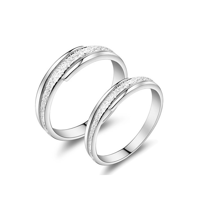 Brett Sortiment Av Pärlgarnsplatinapläterad Titanring För Älskare Brett Sortiment Av Pärlgarnsplatinapläterad Titanring För Älskare