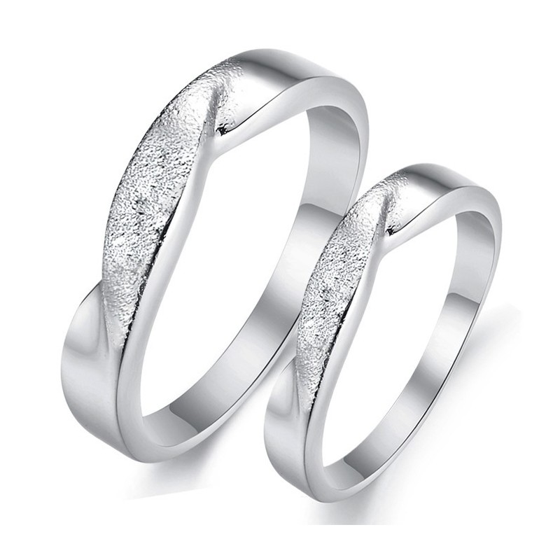 Att Ha En Lång Historia Scrub Platinapläterad Titanring För Älskare Att Ha En Lång Historia Scrub Platinapläterad Titanring För Älskare