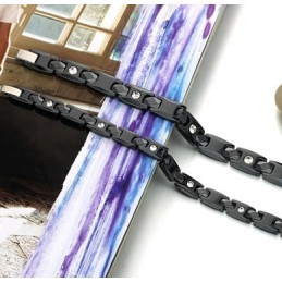 Välkänd För Sin Fina Kvalitet Svarta Volframkeramiska Armring För Älskare Med Strass