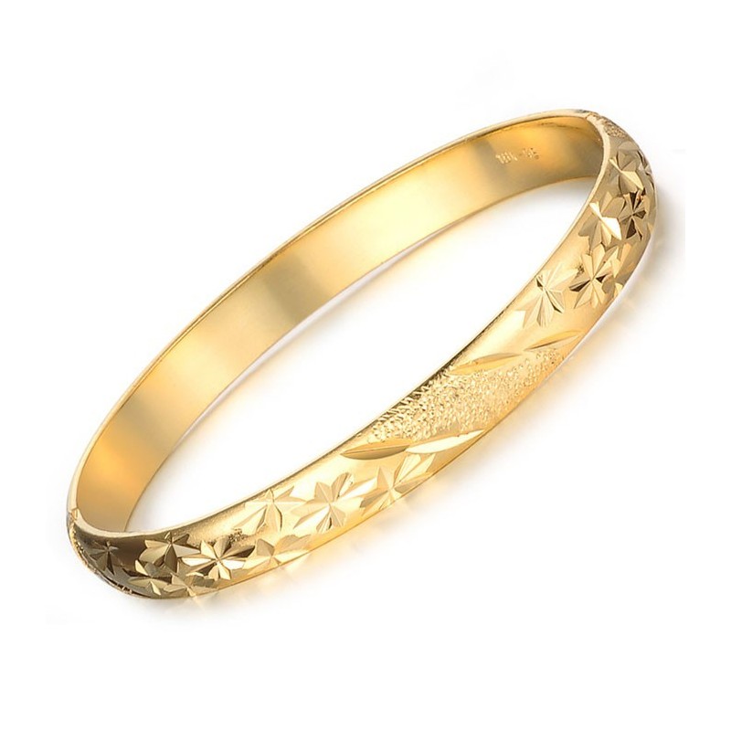 Lättanvänd Armring Med Stjärnmönster Och 18K Guldplätering För Kvinnor Lättanvänd Armring Med Stjärnmönster Och 18K Guldplätering För Kvinnor
