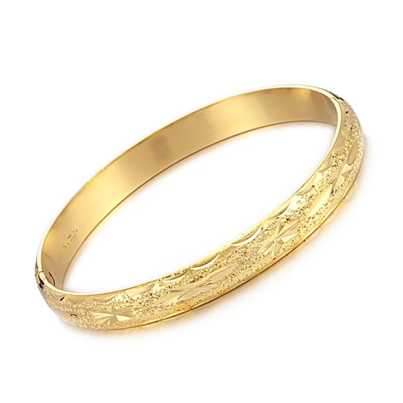 Stabil Kvalitet För Kvinnligt Stjärnmönster I 18K Guldpläterat Armband Stabil Kvalitet För Kvinnligt Stjärnmönster I 18K Guldpläterat Armband