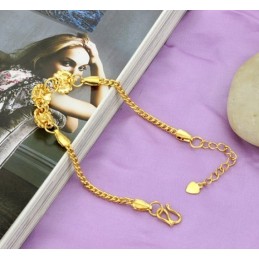 Stabilt Armband Av 18K Guldpläterat Blomformat För Kvinnor Av Stabil Kvalitet